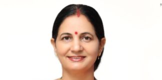Mayor Anita Mamgai